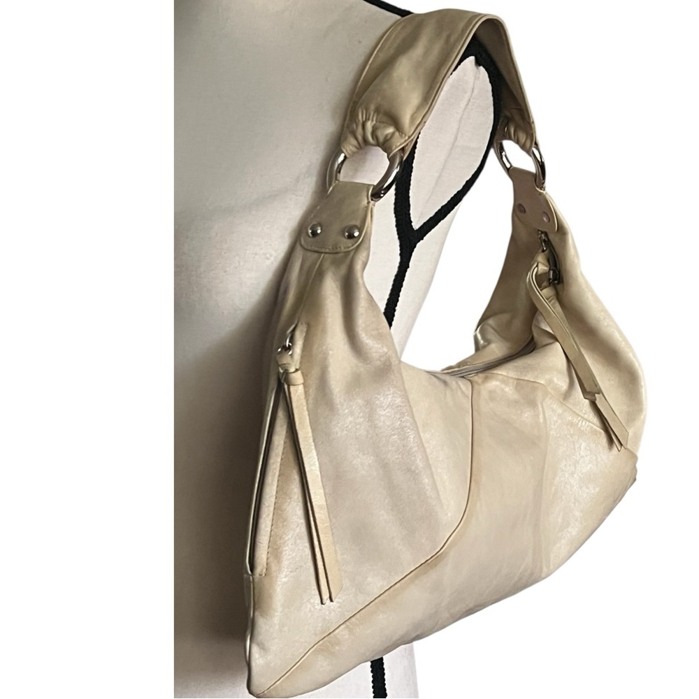 HOBO light celery green Wide Strap Subtle Leather Handbag. - Picture 5 of 10